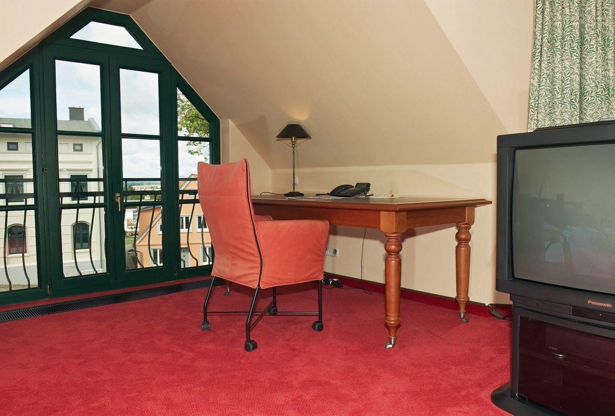 Romantik Hotel Kaufmannshof Bergen Auf Rugen Bagian luar foto