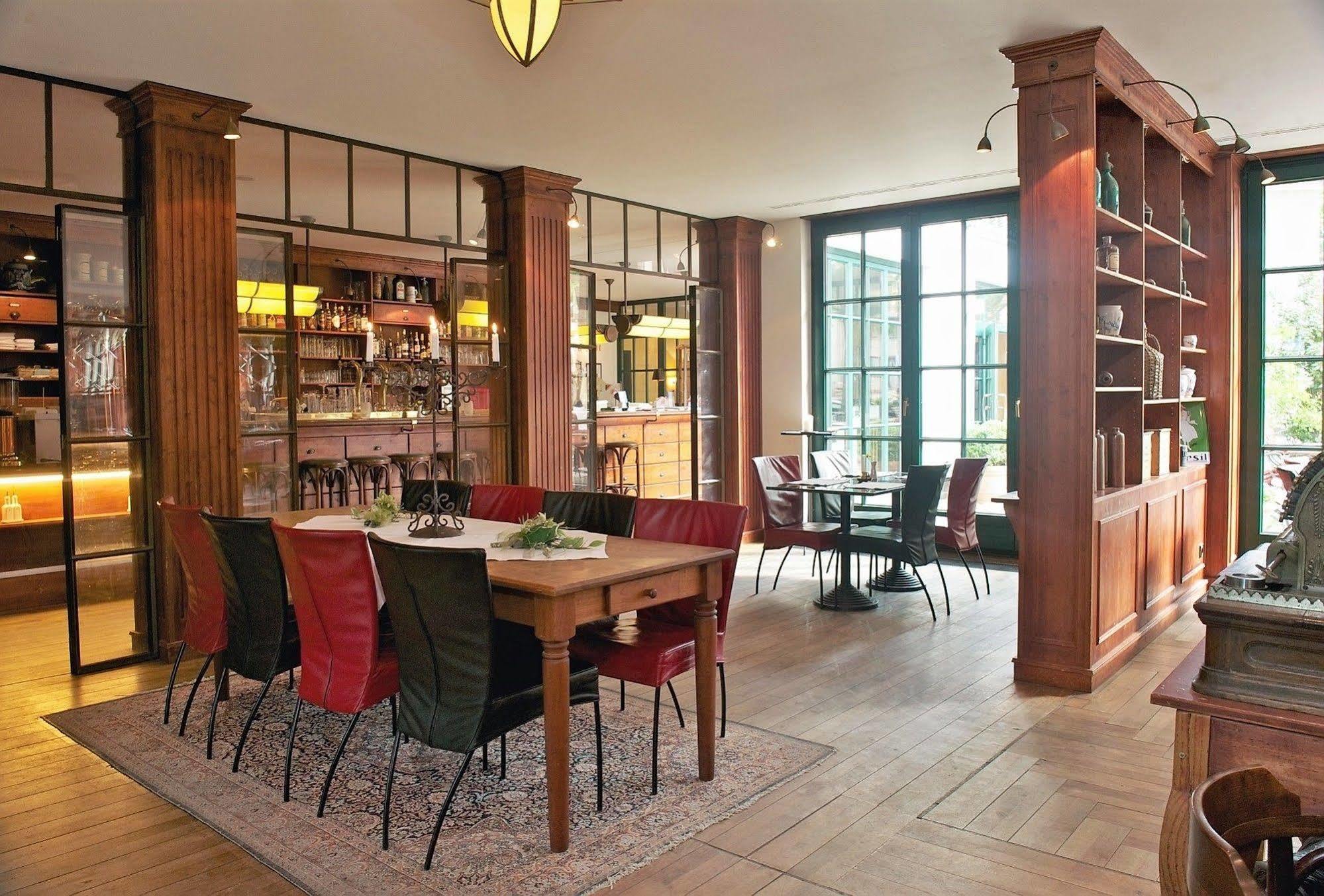 Romantik Hotel Kaufmannshof Bergen Auf Rugen Bagian luar foto